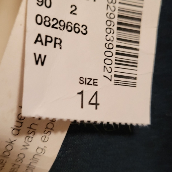 Westport Signature Straight Ankle Women's size 14 Dark Blue denim jeans - Picture 4 of 7